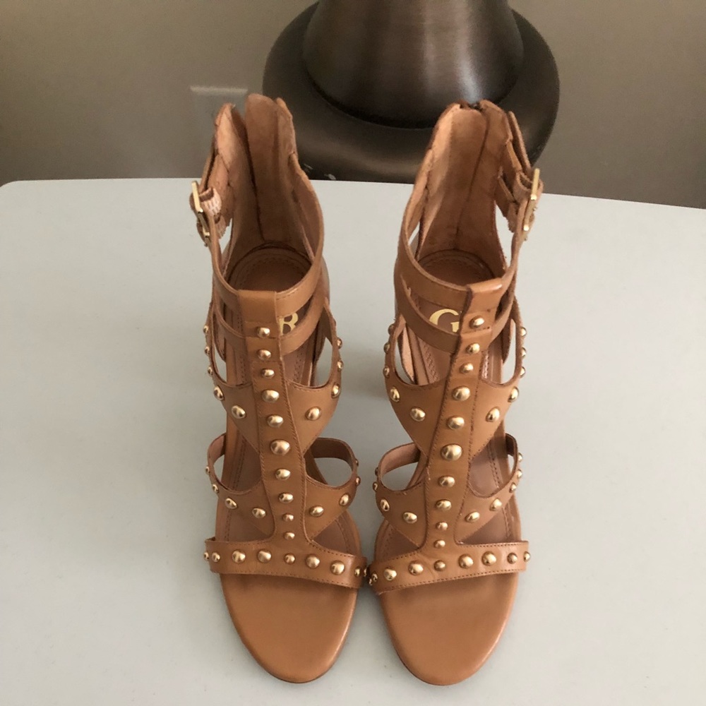 Tan leather sandal
